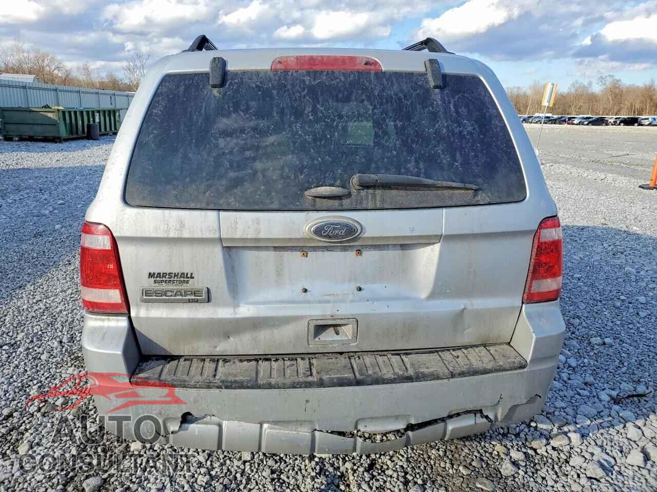 FORD ESCAPE 2011 - 1FMCU0D79BKC40577