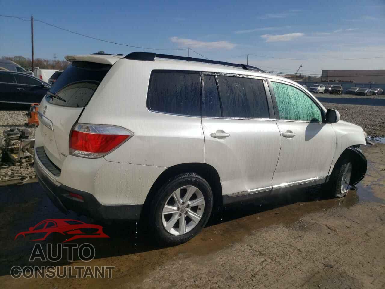 TOYOTA HIGHLANDER 2012 - 5TDBK3EH9CS152122