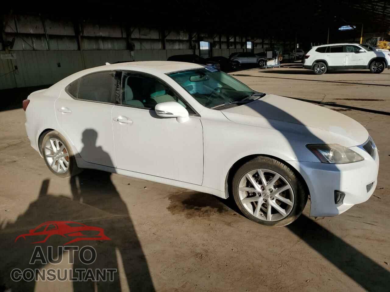 LEXUS IS 2011 - JTHBF5C23B5145037