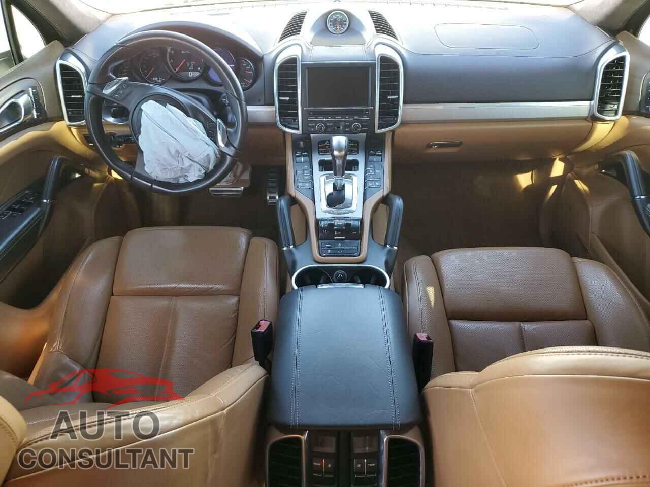 PORSCHE CAYENNE 2012 - WP1AC2A22CLA81138