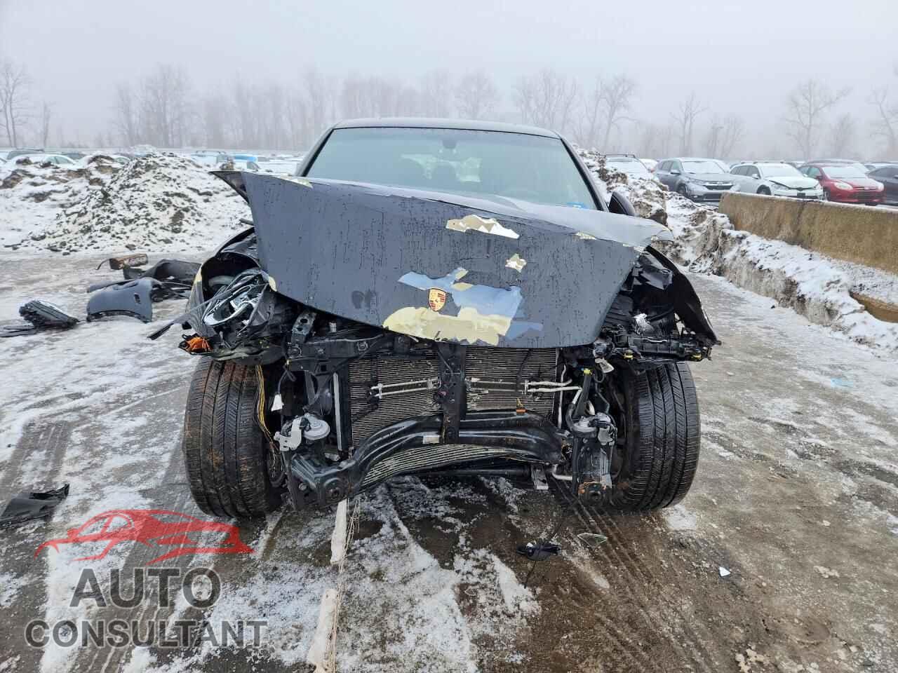 PORSCHE CAYENNE 2016 - WP1AA2A25GKA12963