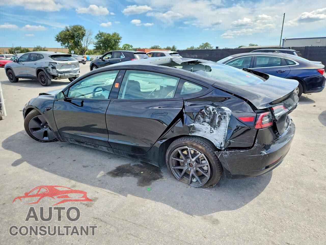 TESLA MODEL 3 2023 - 5YJ3E1EA3PF702945