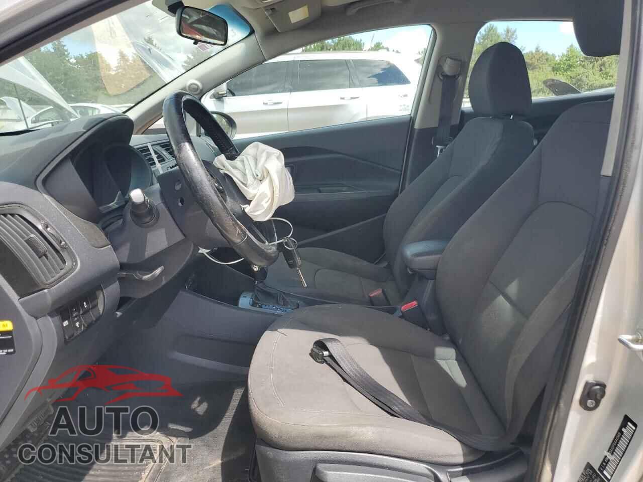 KIA RIO 2015 - KNADN5A32F6440569