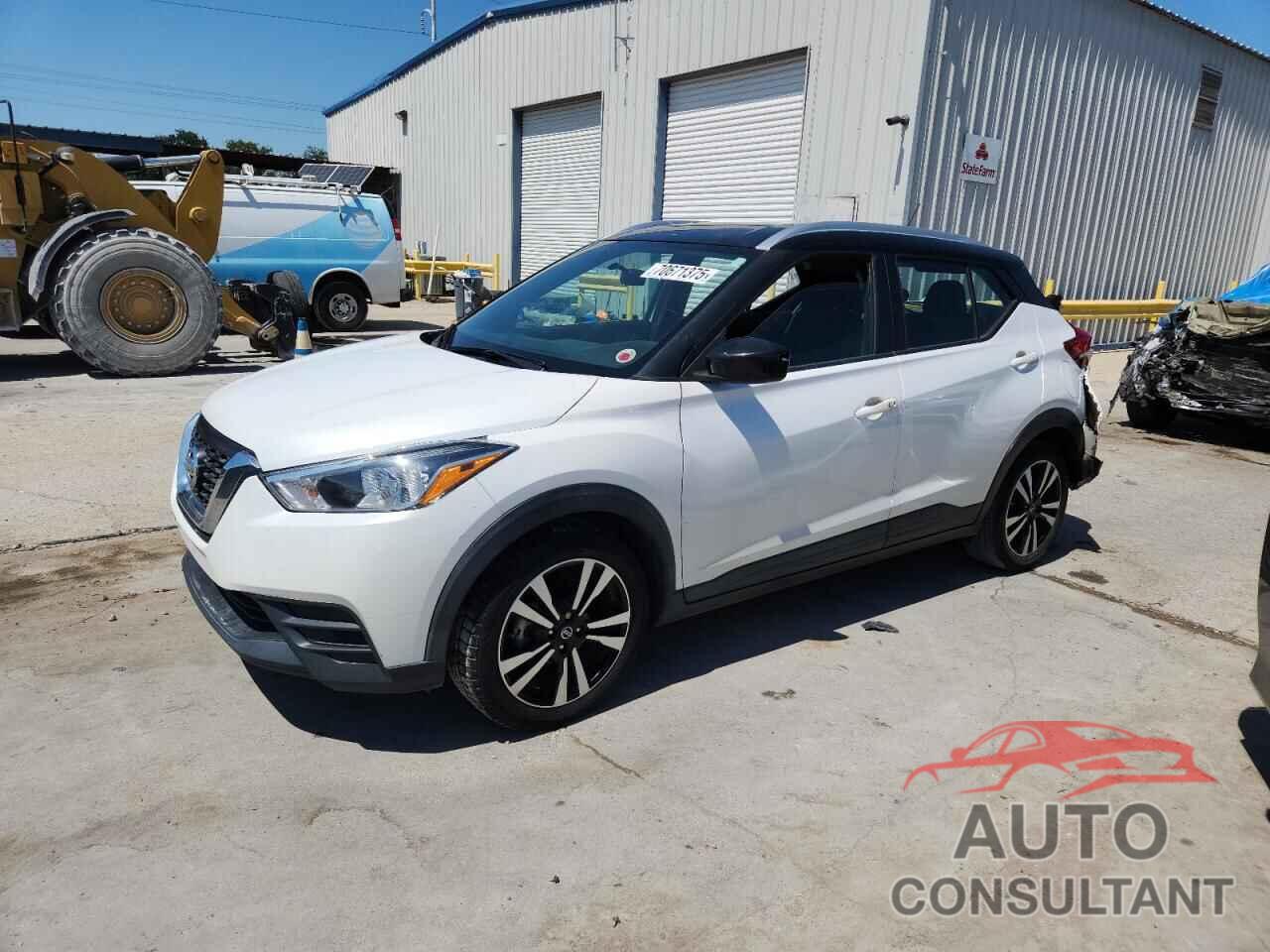 NISSAN KICKS 2018 - 3N1CP5CU7JL514374