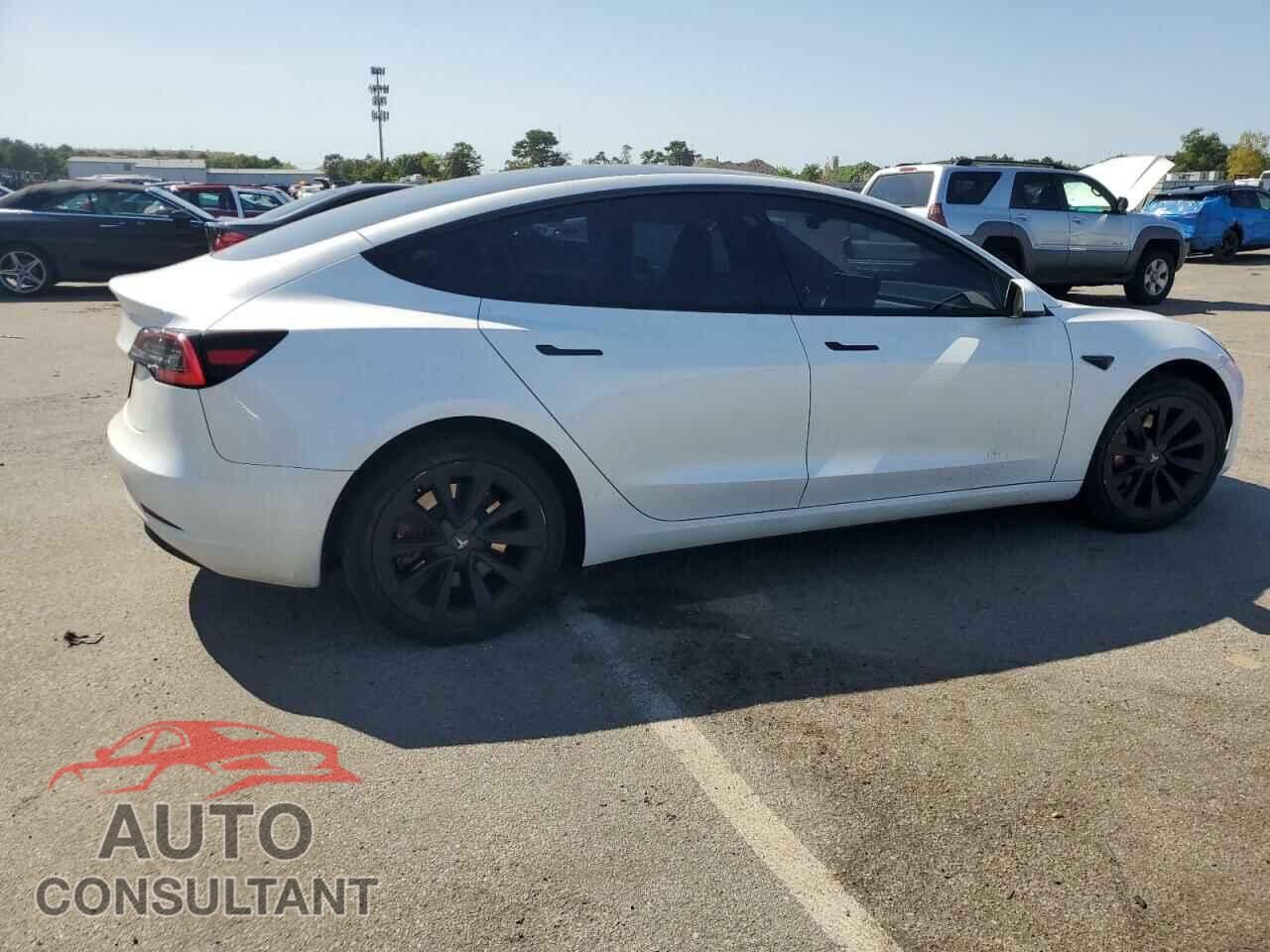 TESLA MODEL 3 2023 - 5YJ3E1EA1PF493477