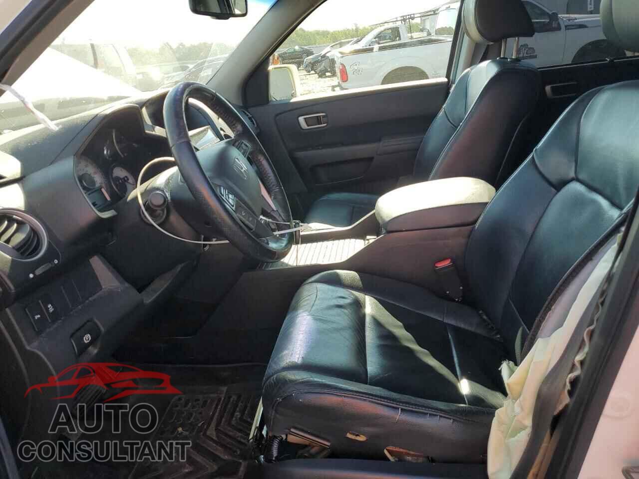 HONDA PILOT 2013 - 5FNYF4H99DB017821
