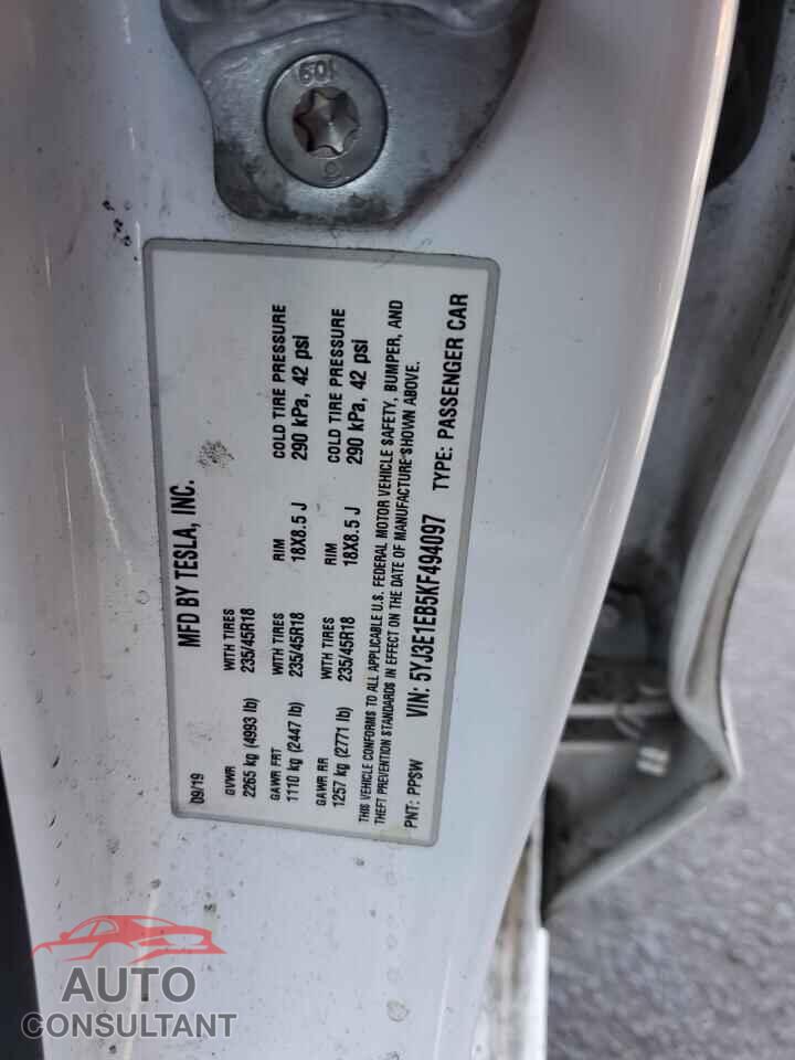 TESLA MODEL 3 2019 - 5YJ3E1EB5KF494097