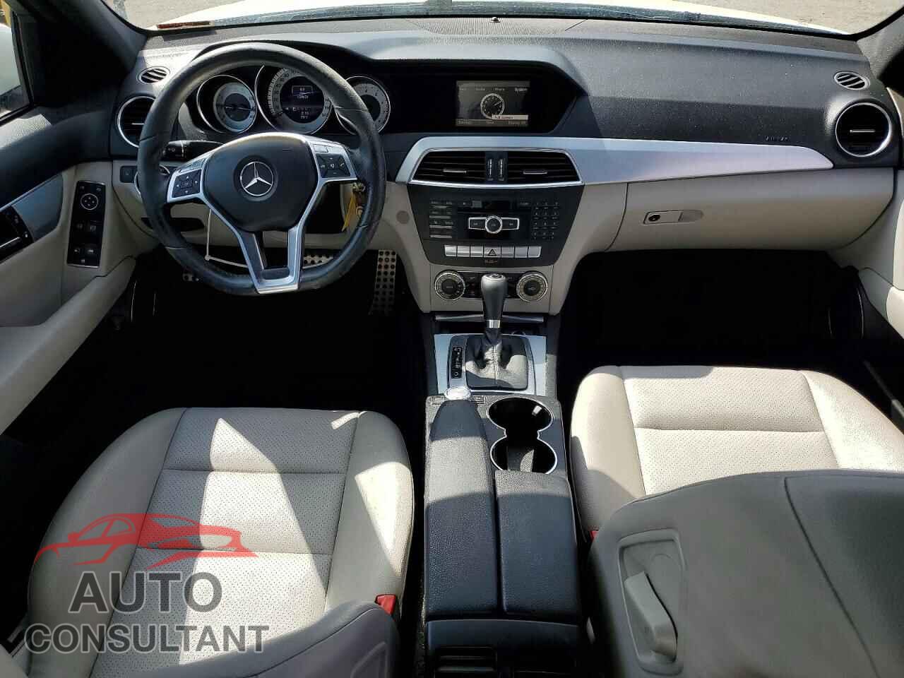 MERCEDES-BENZ C-CLASS 2013 - WDDGF4HBXDA763434