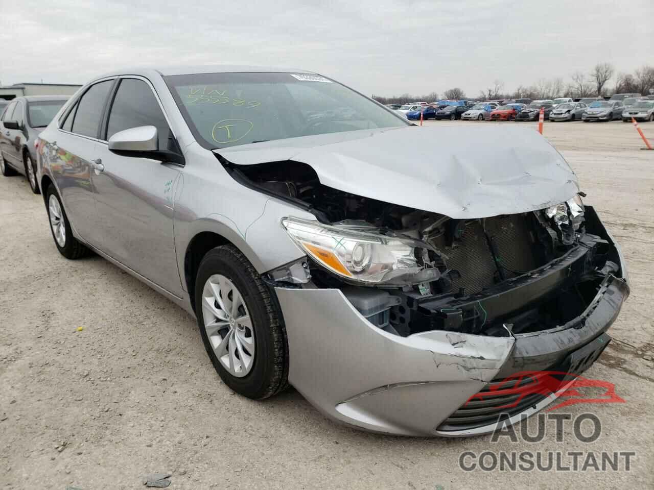 TOYOTA CAMRY 2016 - 4T4BF1FK7GR555389