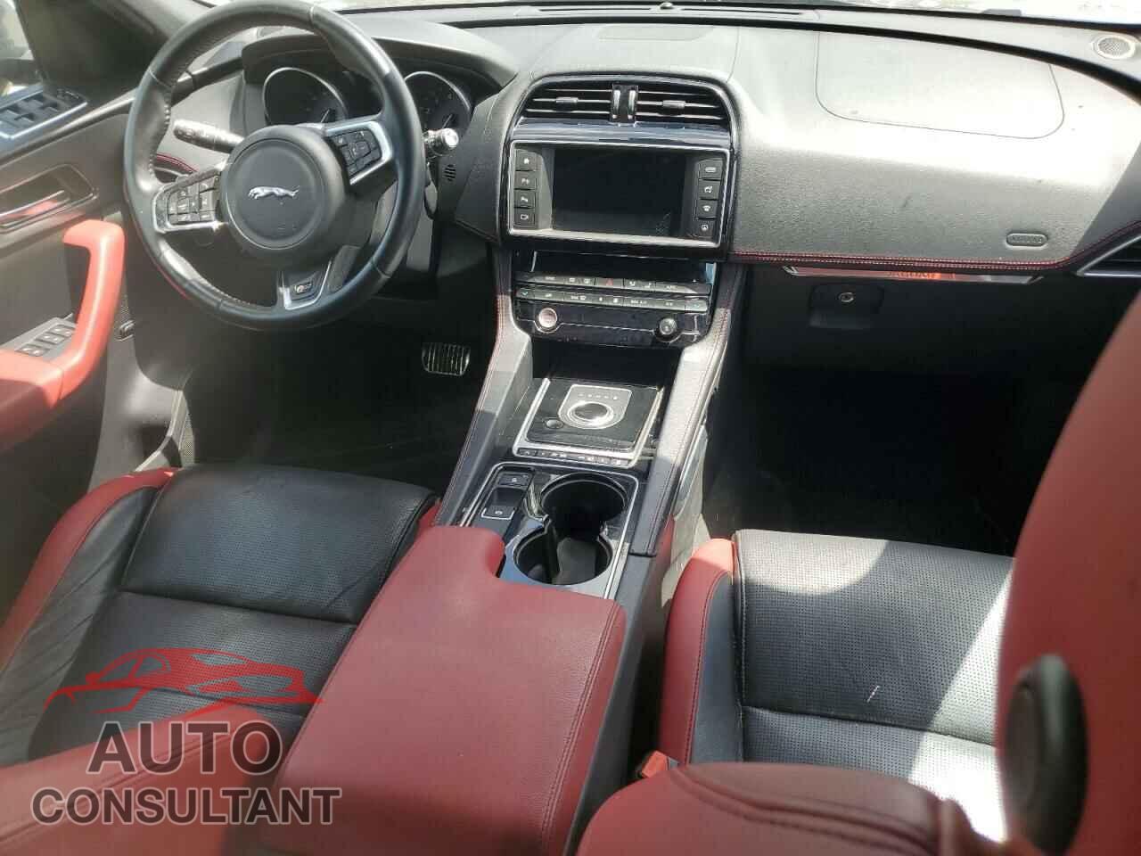 JAGUAR F-PACE 2017 - SADCM2BV5HA053034