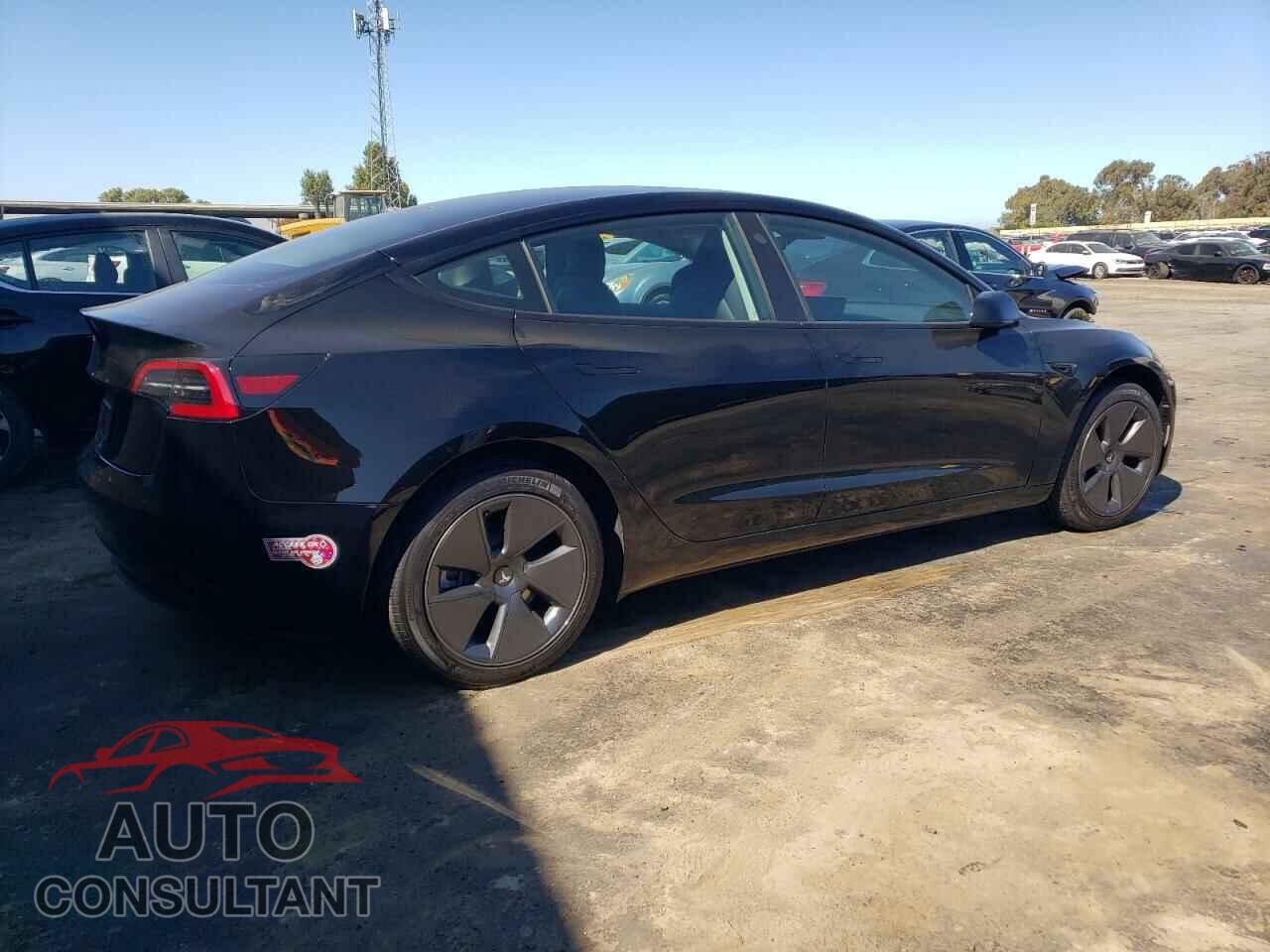 TESLA MODEL 3 2023 - 5YJ3E1EA8PF607068