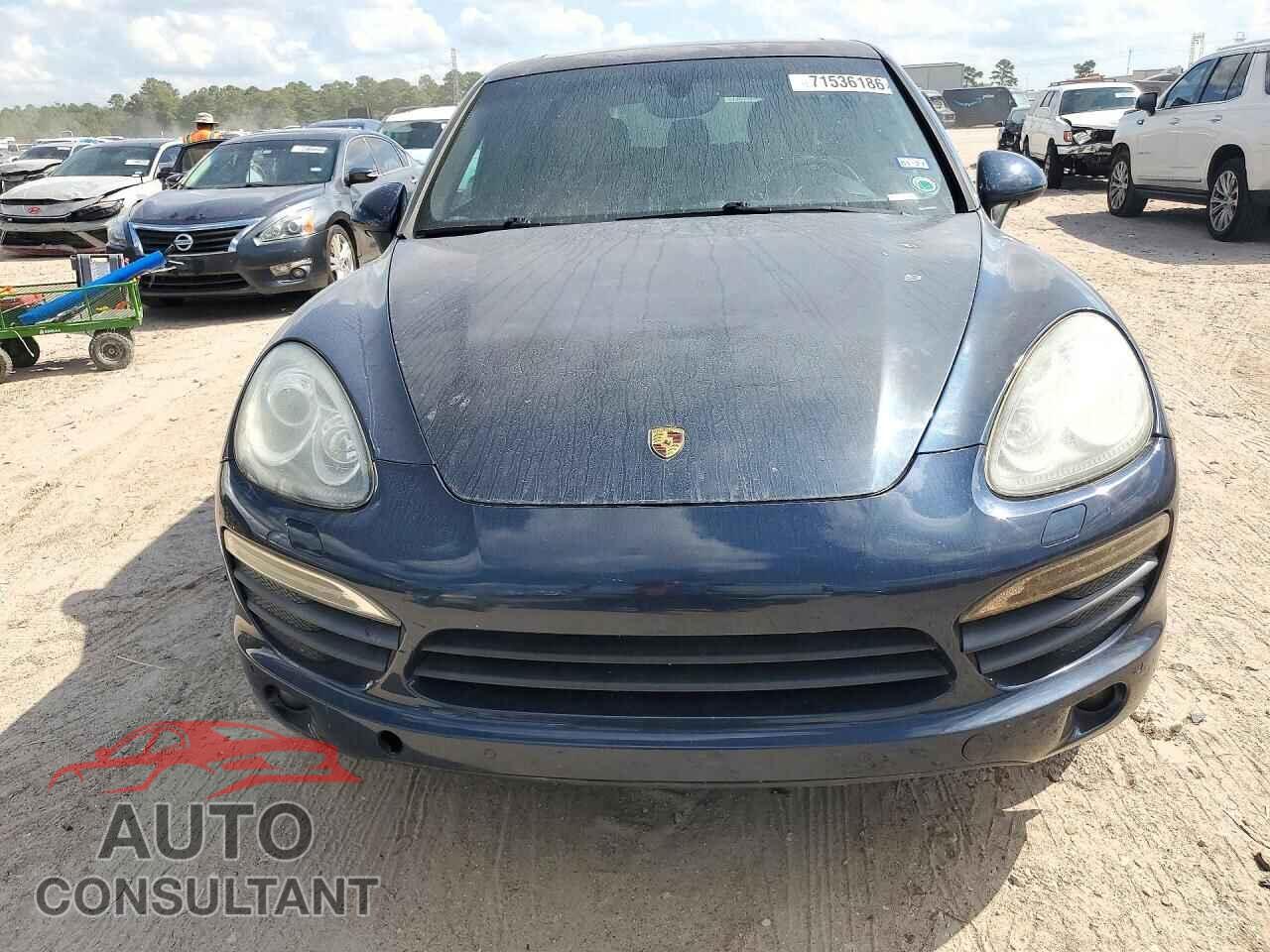 PORSCHE CAYENNE 2011 - WP1AB2A2XBLA53816