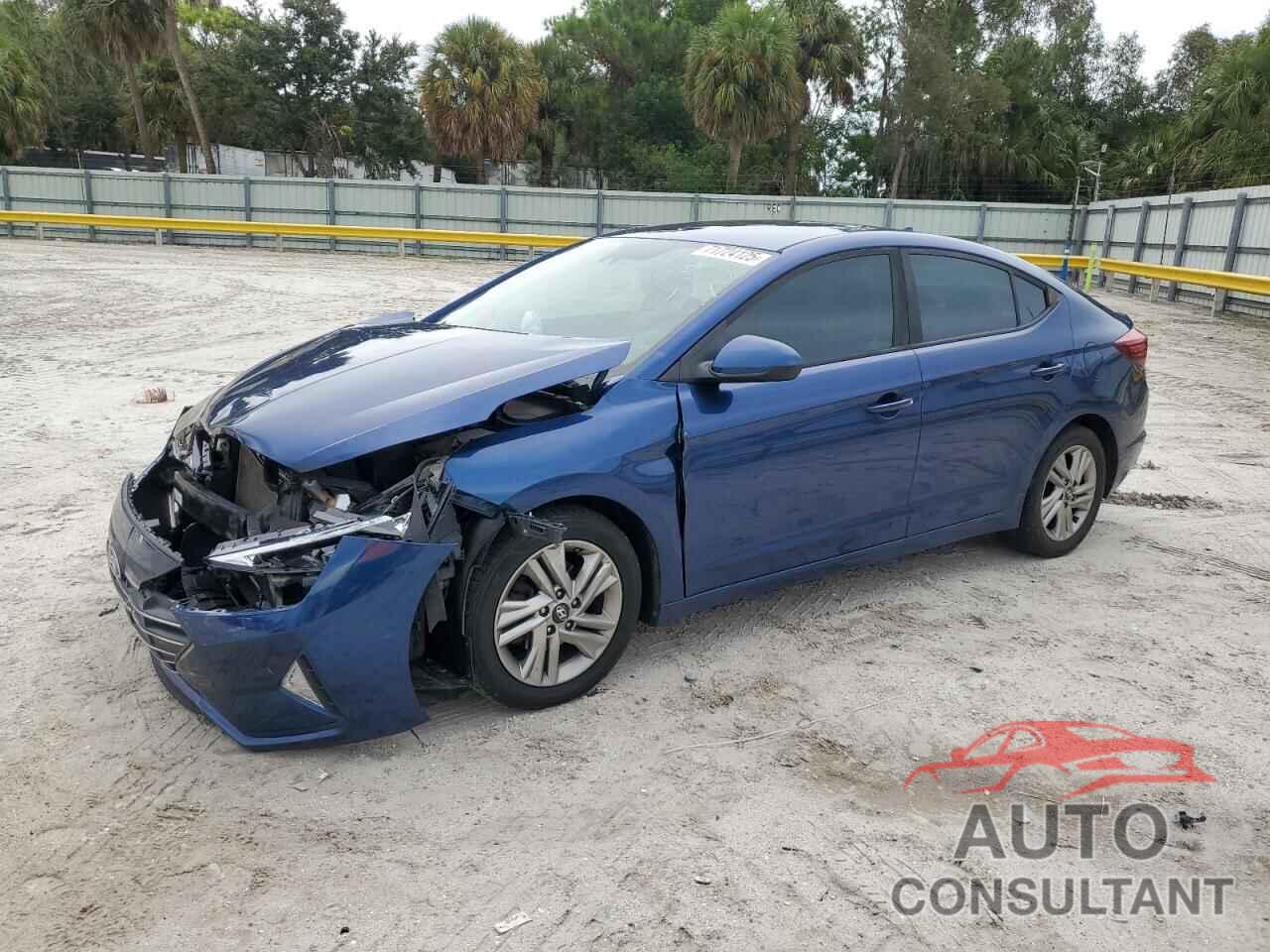 HYUNDAI ELANTRA 2019 - 5NPD84LF7KH415498