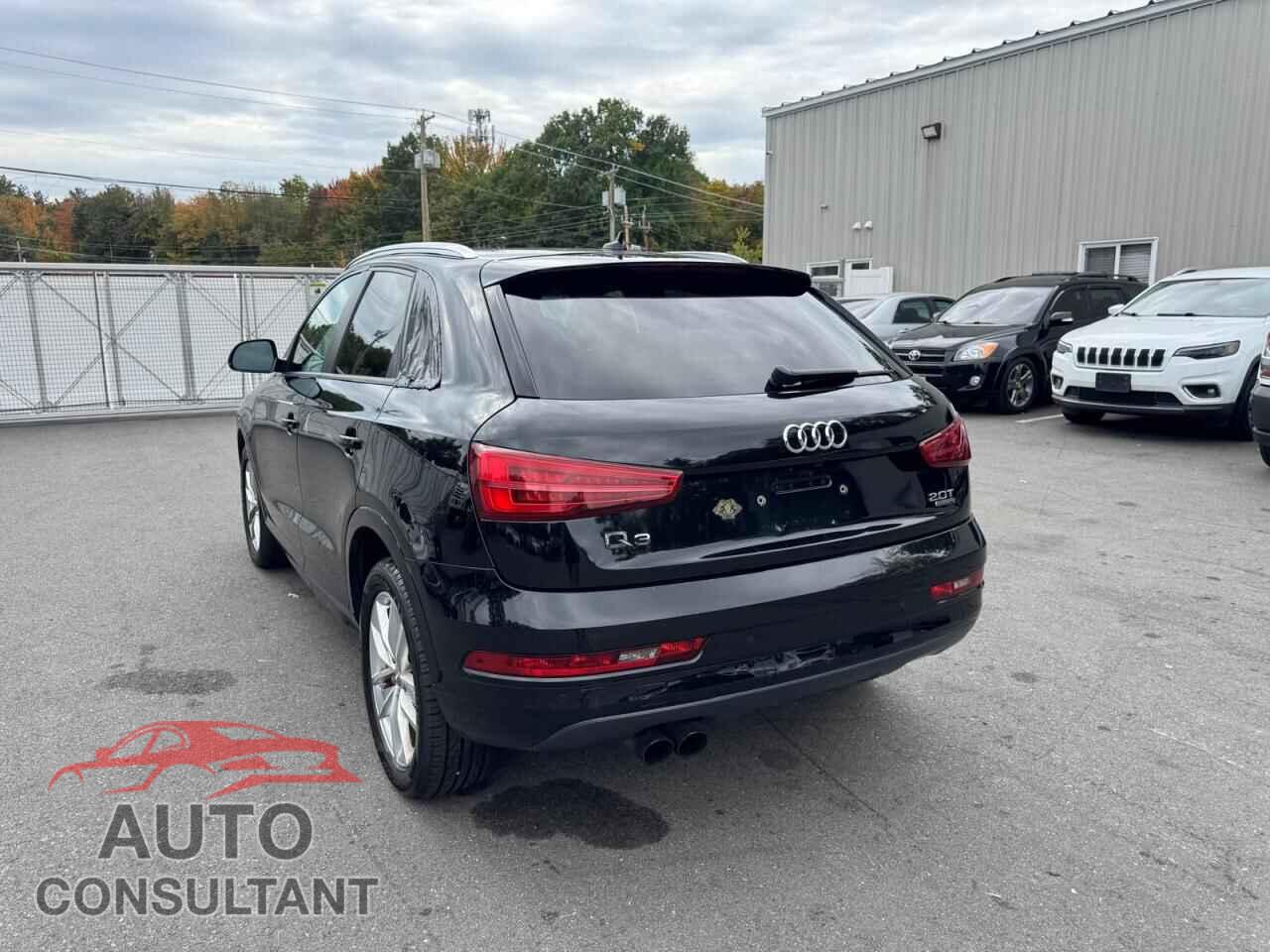 AUDI Q3 2017 - WA1ECCFS2HR013714