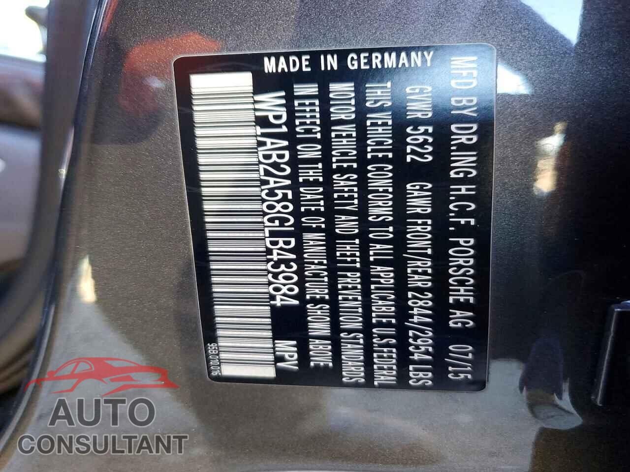 PORSCHE MACAN 2016 - WP1AB2A58GLB43984