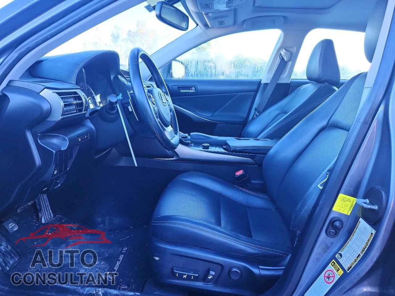 LEXUS IS 2014 - JTHCF1D26E5004589