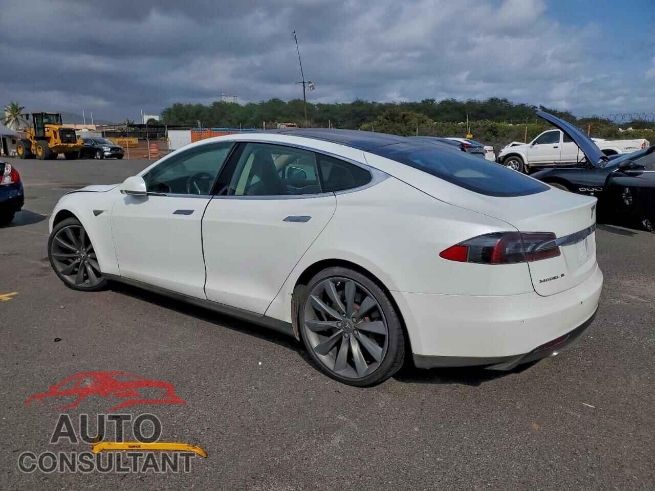 TESLA MODEL S 2014 - 5YJSA1S18EFP43340