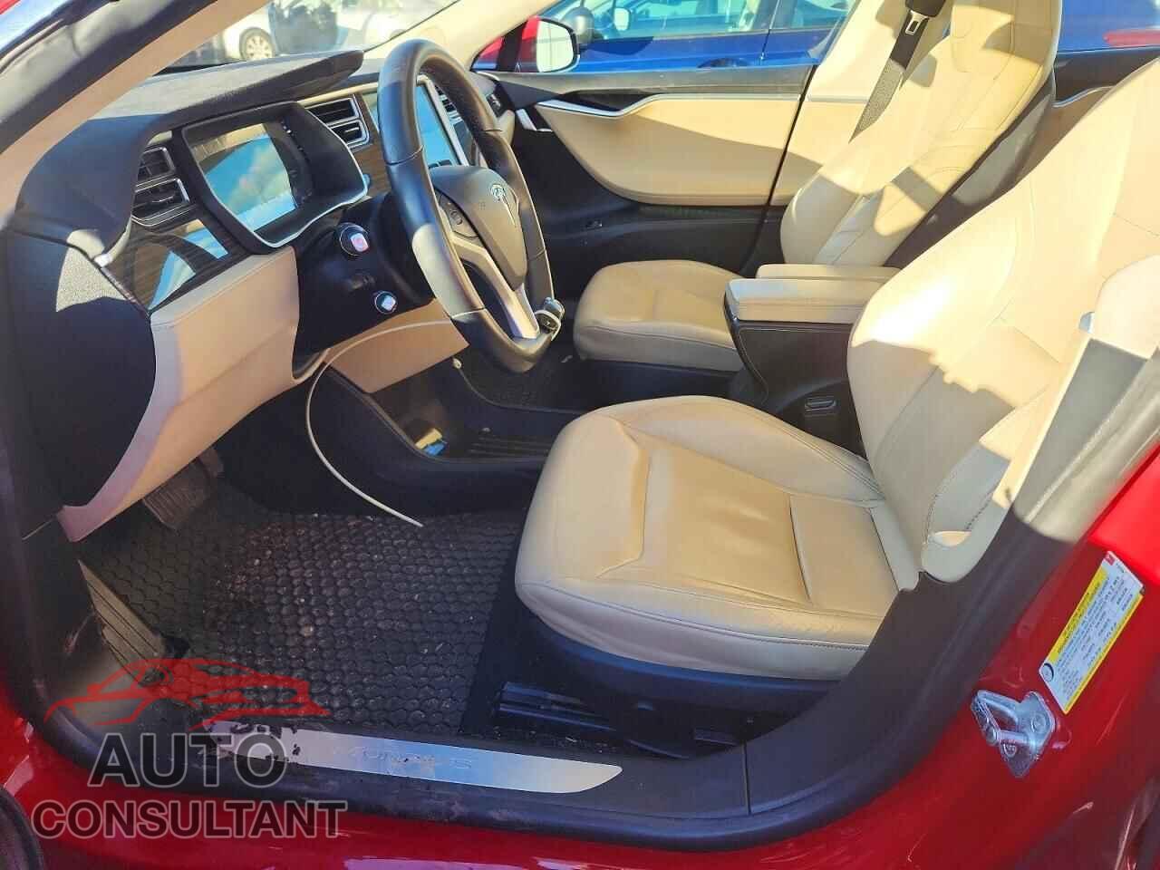 TESLA MODEL S 2015 - 5YJSA1E20FF112734