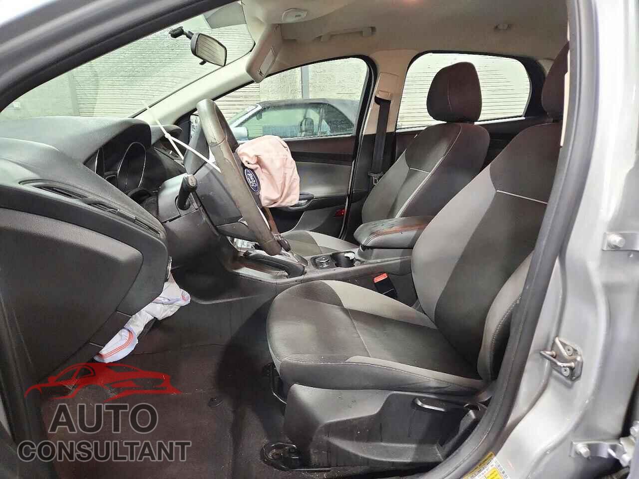 FORD FOCUS 2013 - 1FADP3F20DL307556