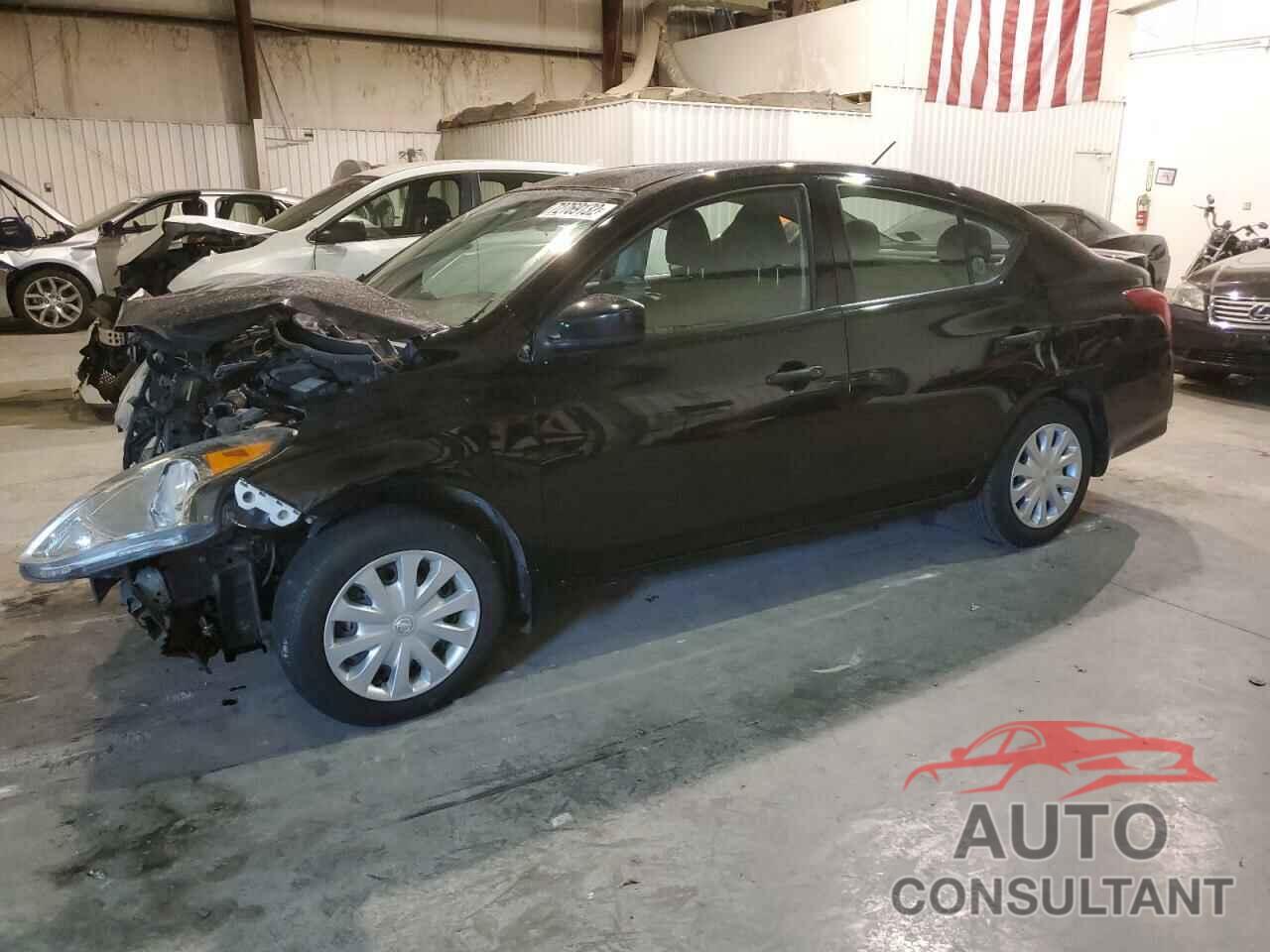 NISSAN VERSA 2018 - 3N1CN7AP1JL876988