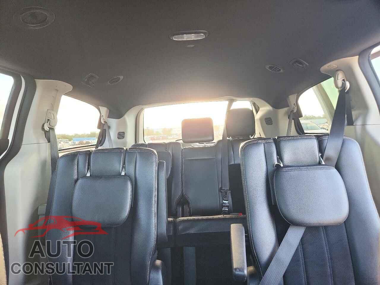 DODGE CARAVAN 2018 - 2C4RDGCG0JR248964
