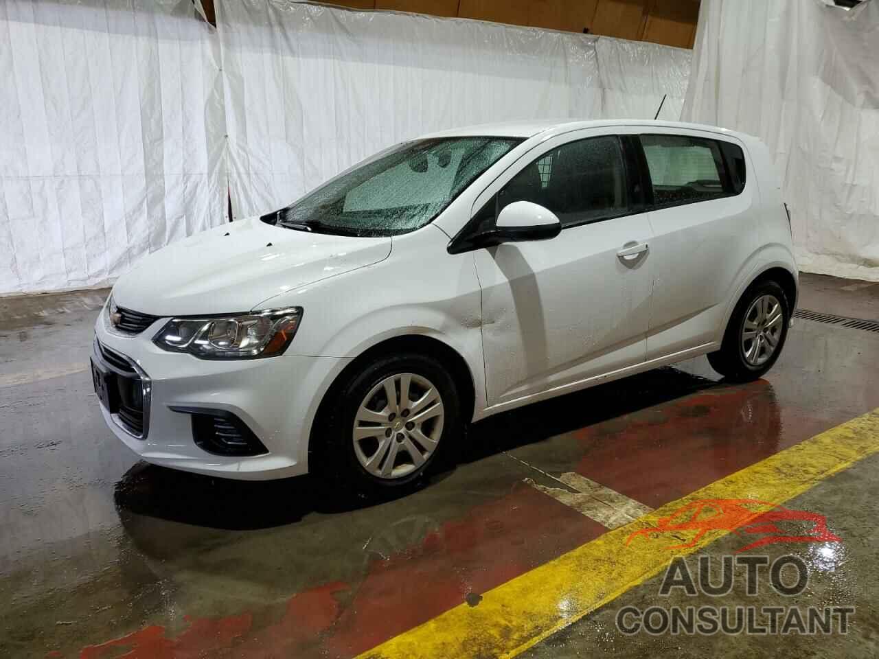 CHEVROLET SONIC 2019 - 1G1JG6SB1K4102591