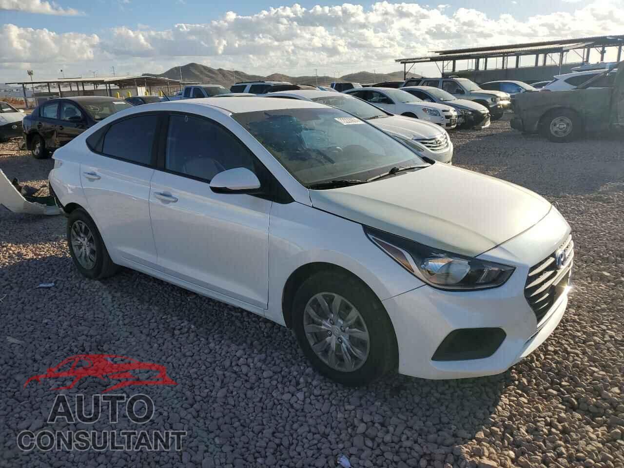 HYUNDAI ACCENT 2018 - 3KPC24A39JE018593