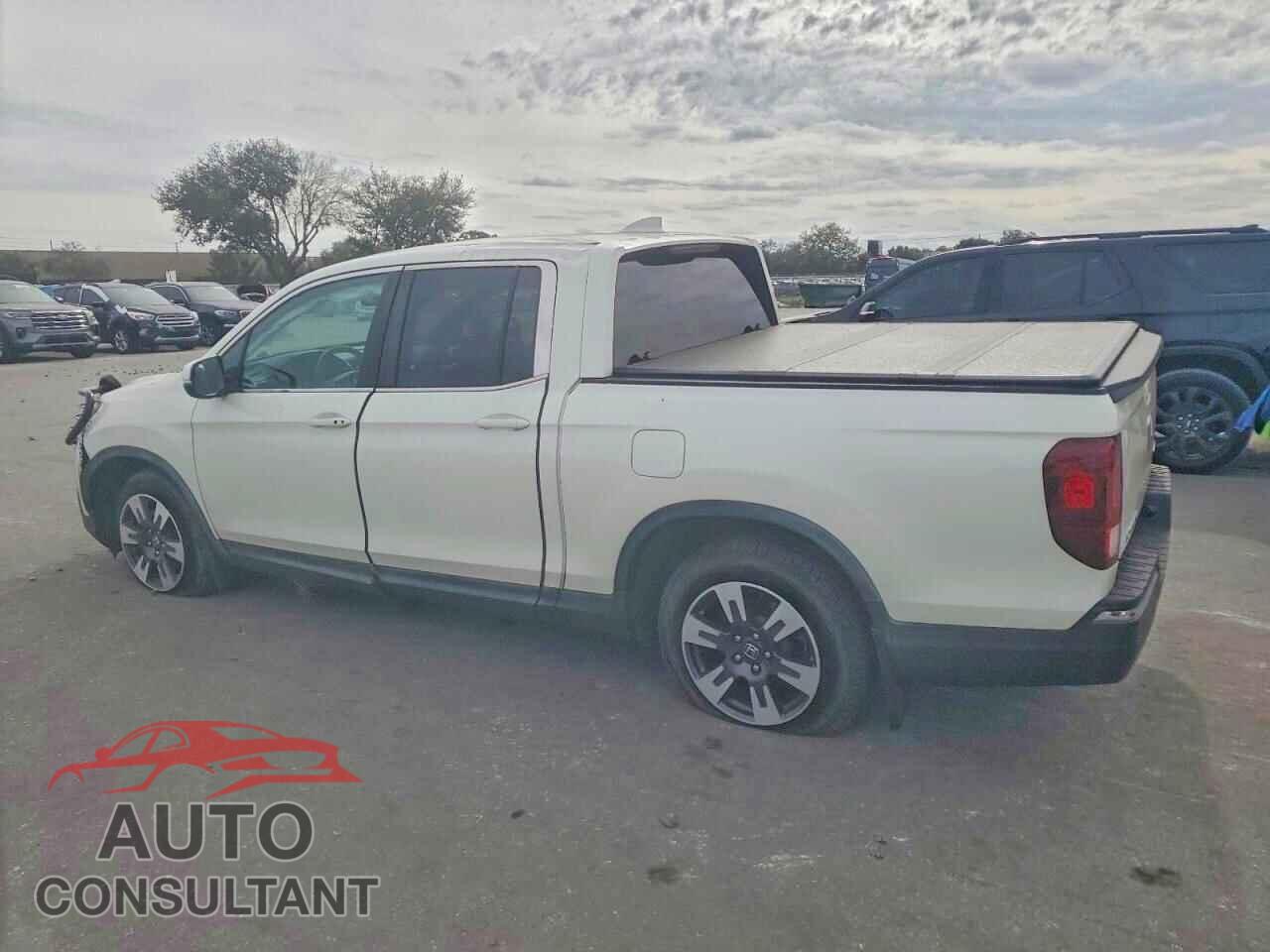 HONDA RIDGELINE 2017 - 5FPYK2F65HB009558