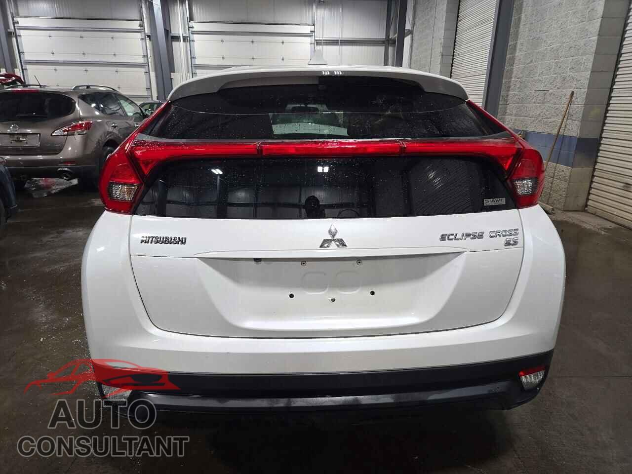 MITSUBISHI ECLIPSE 2018 - JA4AT3AAXJZ067118