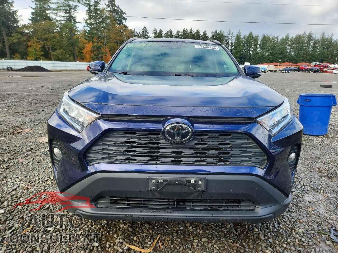 TOYOTA RAV4 2020 - JTMP1RFV3LD525375