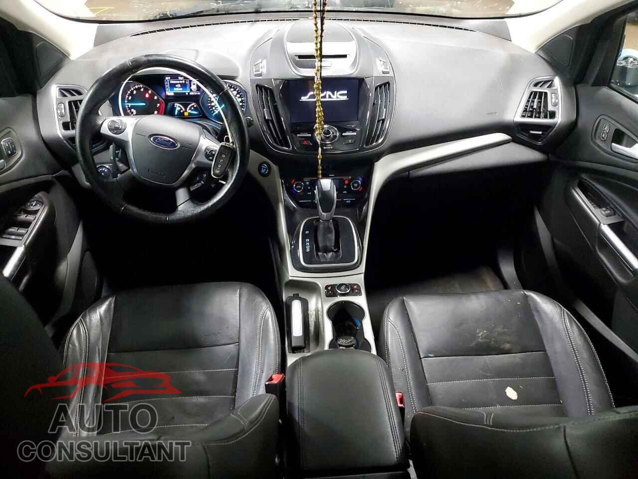 FORD ESCAPE 2013 - 1FMCU0HX5DUA92719