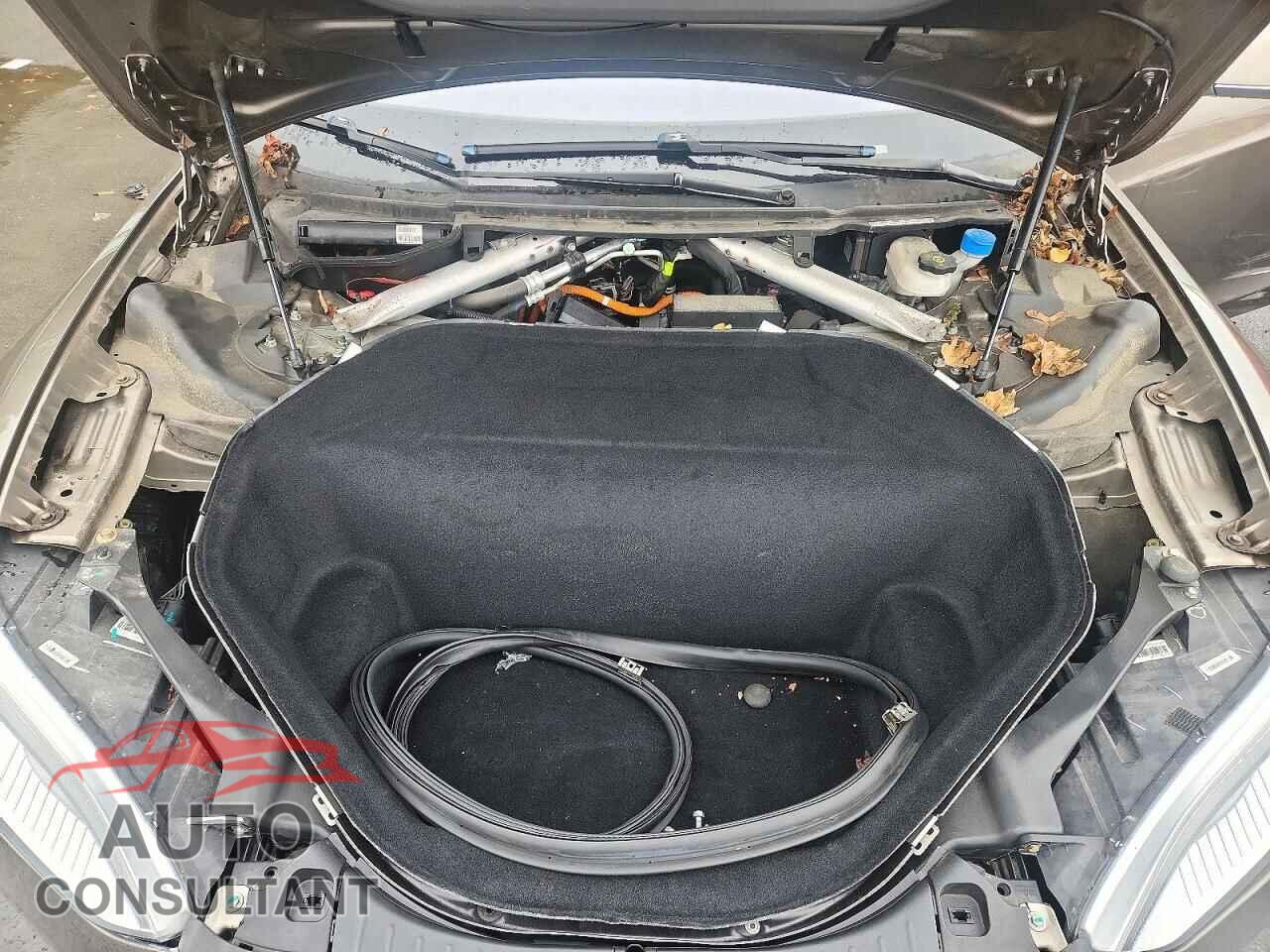 TESLA MODEL S 2015 - 5YJSA1V27FF097407