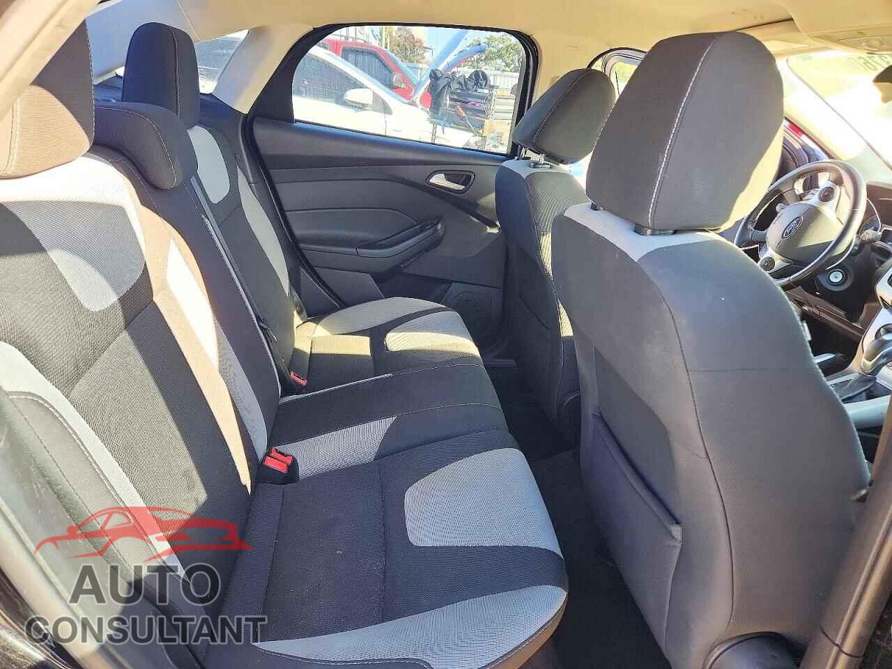 FORD FOCUS 2013 - 1FADP3F25DL287109