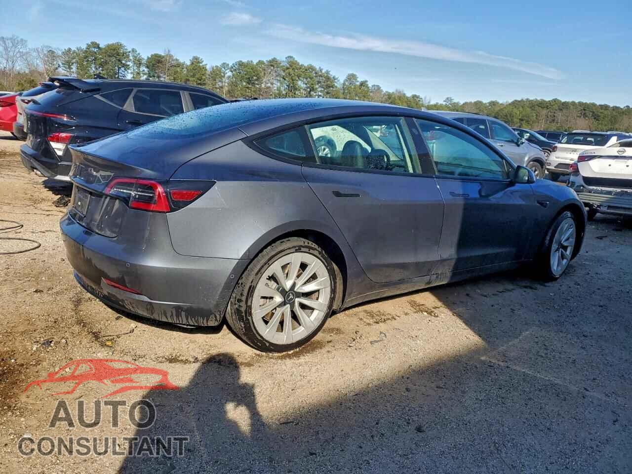 TESLA MODEL 3 2022 - 5YJ3E1EA0NF286897