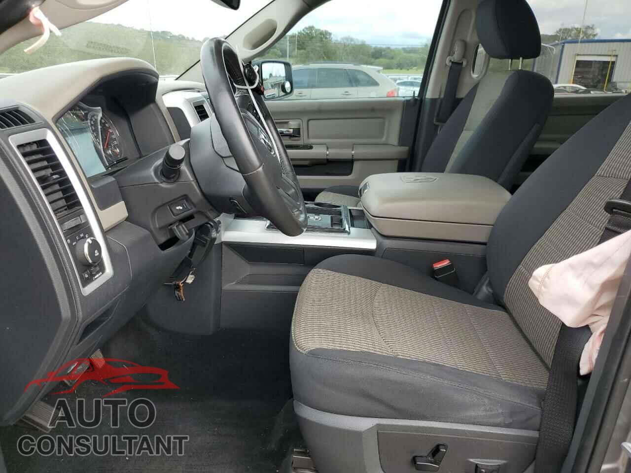 DODGE RAM 1500 2012 - 1C6RD7LT3CS219013