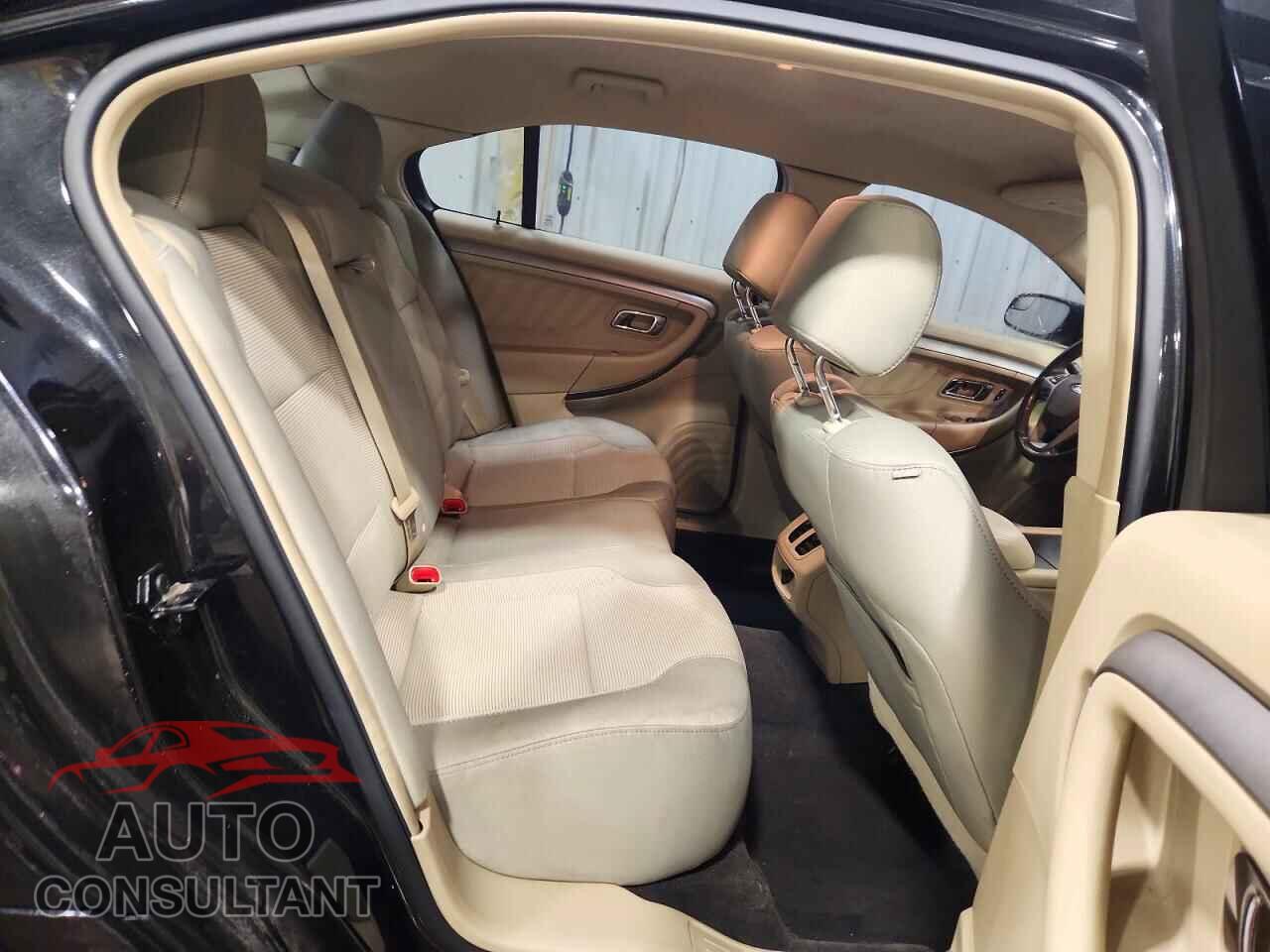 FORD TAURUS 2013 - 1FAHP2E80DG106086