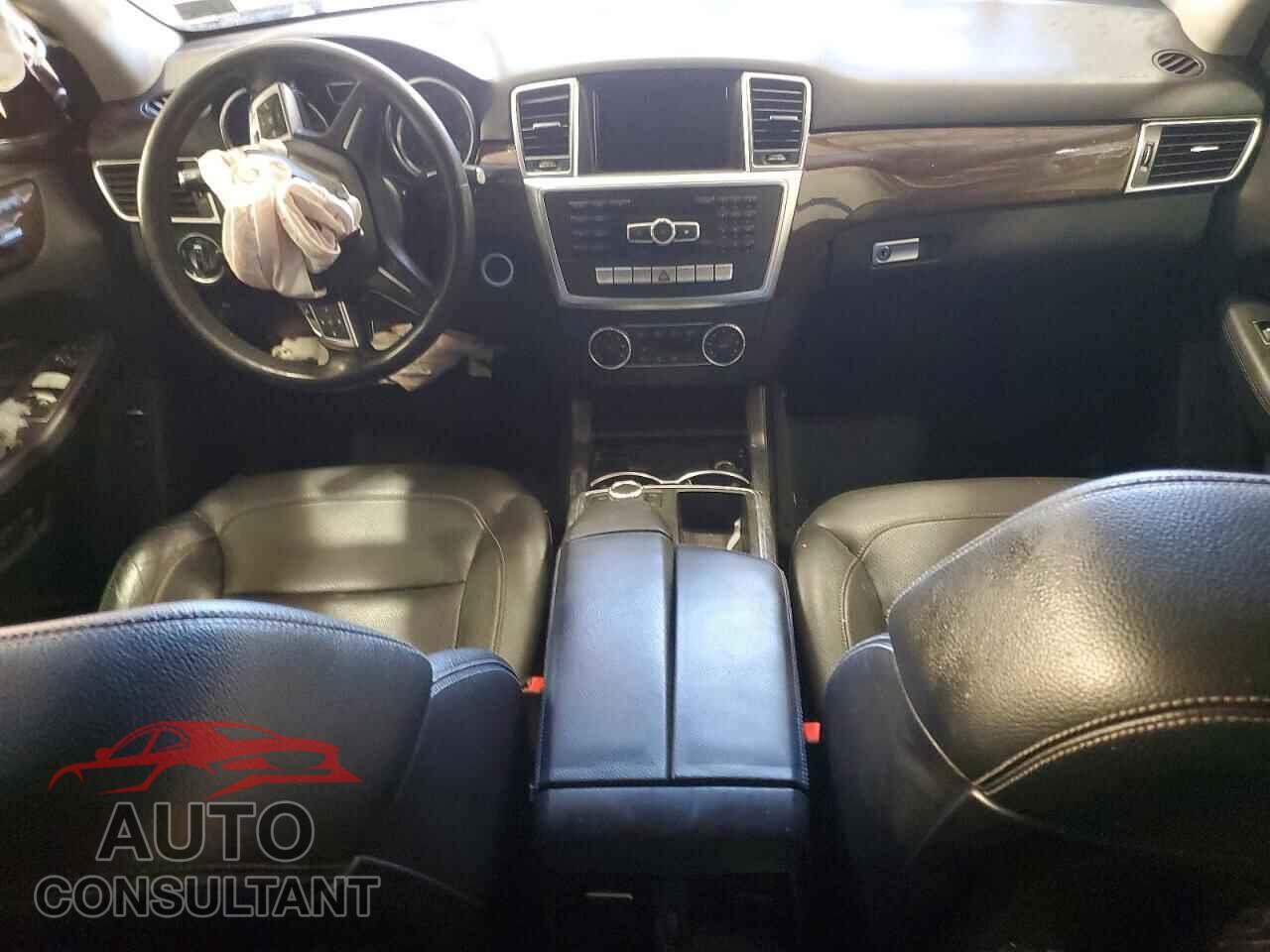 MERCEDES-BENZ M-CLASS 2015 - 4JGDA5HB2FA500015