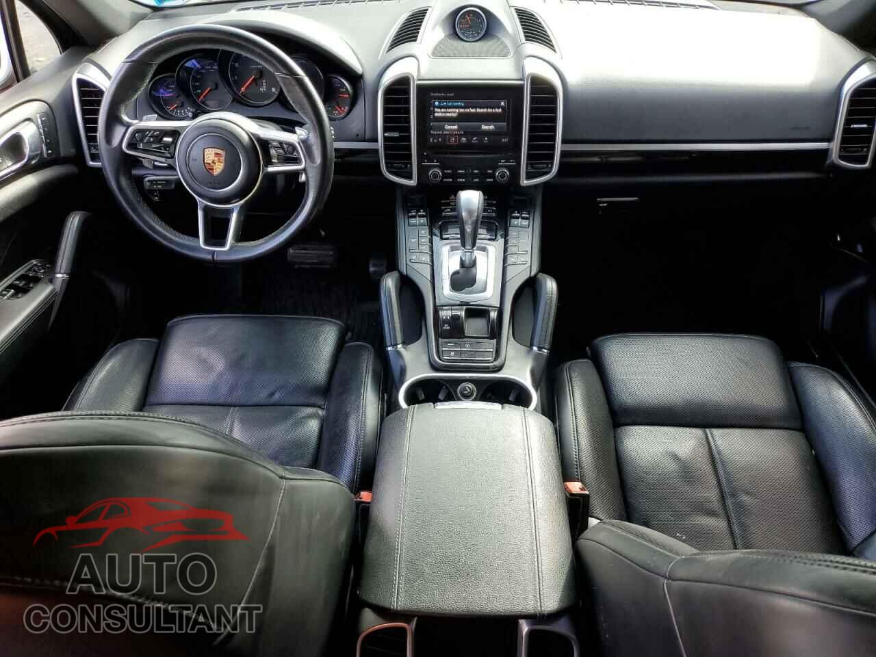 PORSCHE CAYENNE 2017 - WP1AA2A27HKA92364