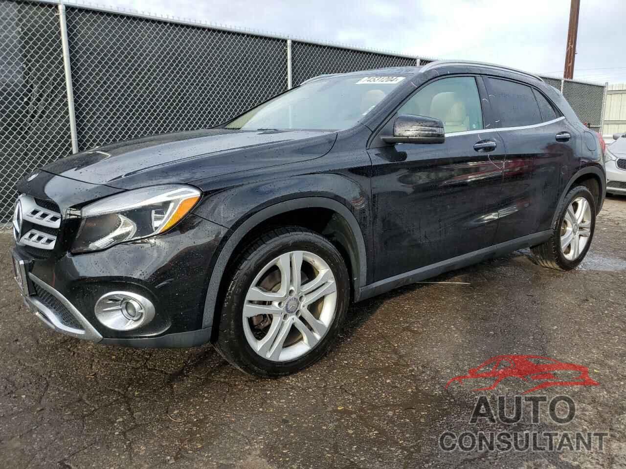 MERCEDES-BENZ GLA-CLASS 2018 - WDCTG4GB7JJ372819