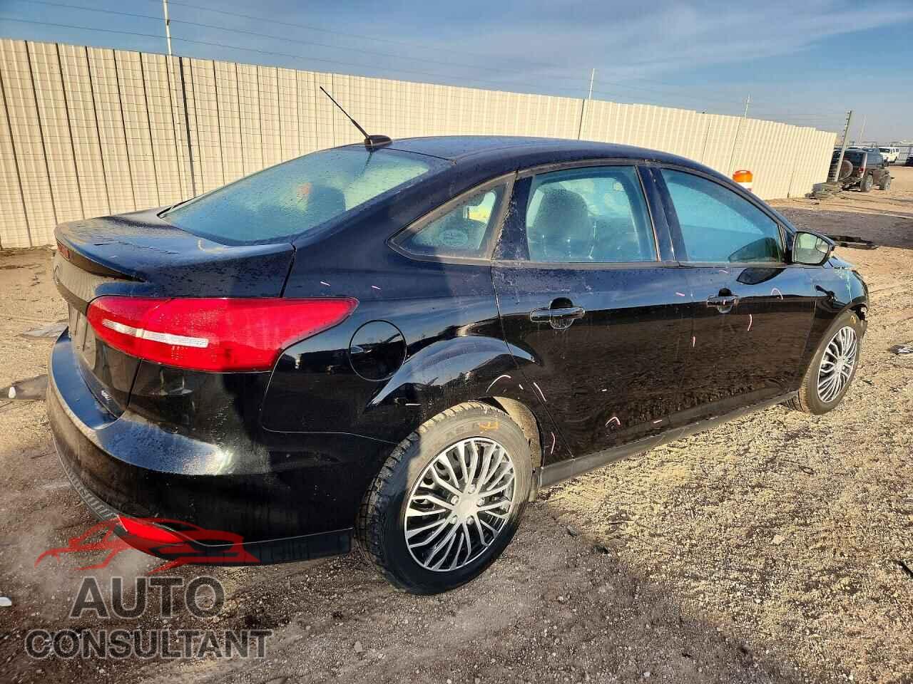 FORD FOCUS 2017 - 1FADP3F24HL205795