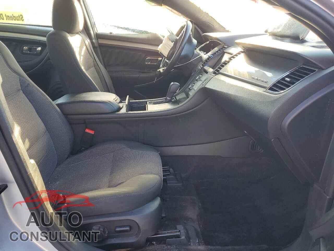 FORD TAURUS 2013 - 1FAHP2E87DG154345