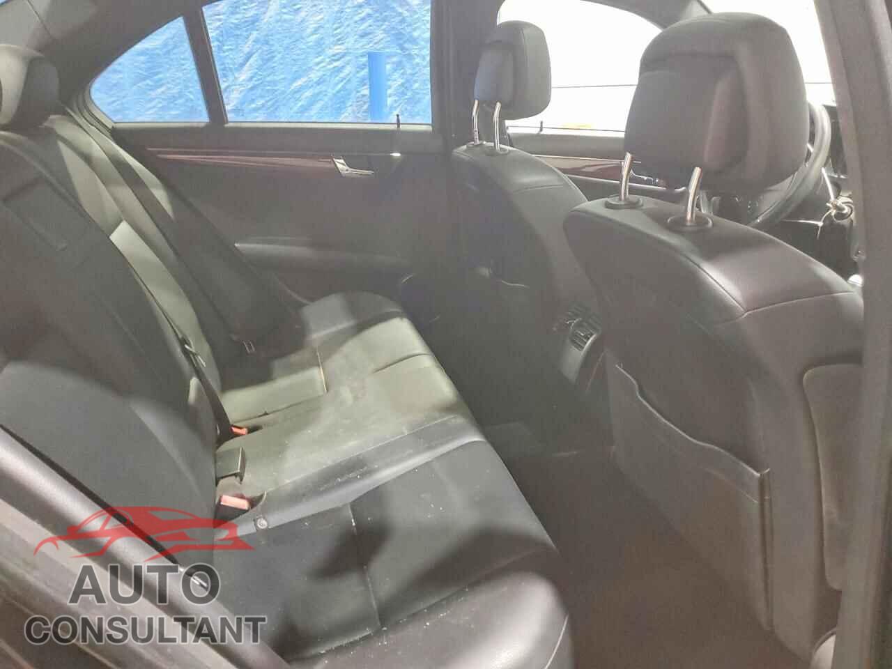 MERCEDES-BENZ C-CLASS 2010 - WDDGF8BB0AR126615