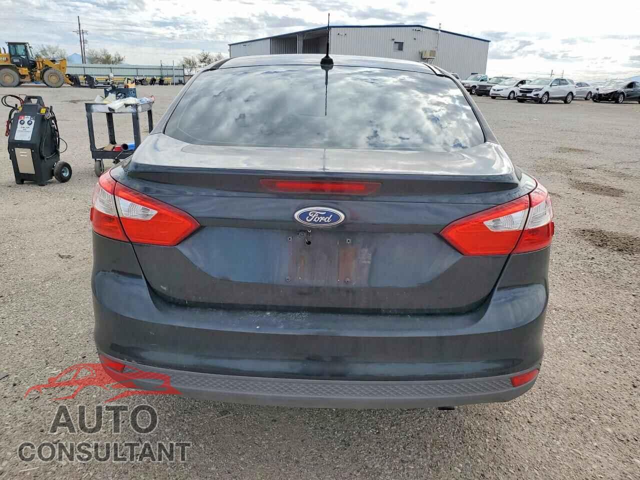 FORD FOCUS 2014 - 1FADP3F29EL169601