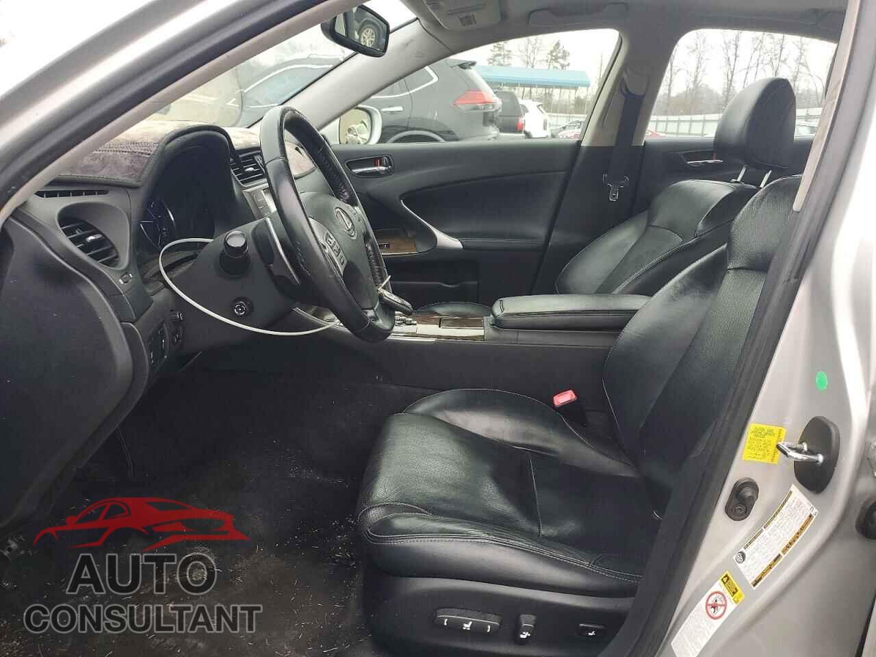 LEXUS IS 2013 - JTHCF5C2XD5060932