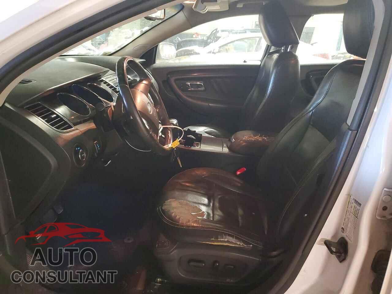 FORD TAURUS 2011 - 1FAHP2FW7BG105477