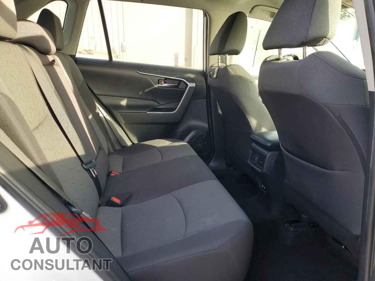 TOYOTA RAV4 2021 - 2T3P1RFV2MC242598