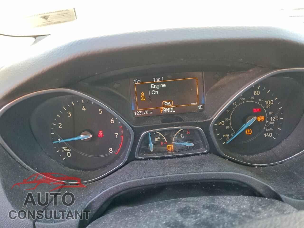 FORD FOCUS 2018 - 1FADP3F25JL316099