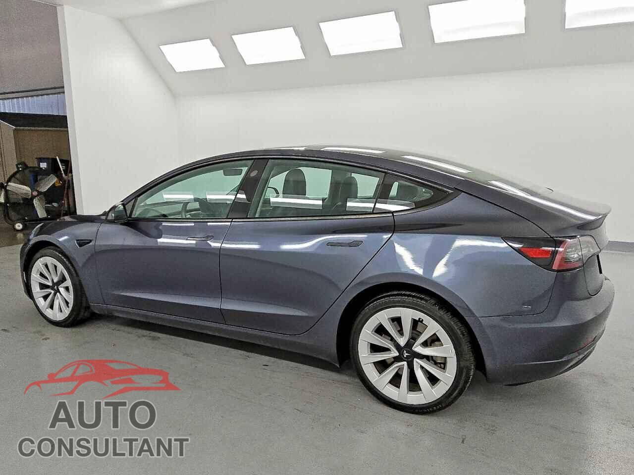 TESLA MODEL 3 2023 - 5YJ3E1EA9PF455401