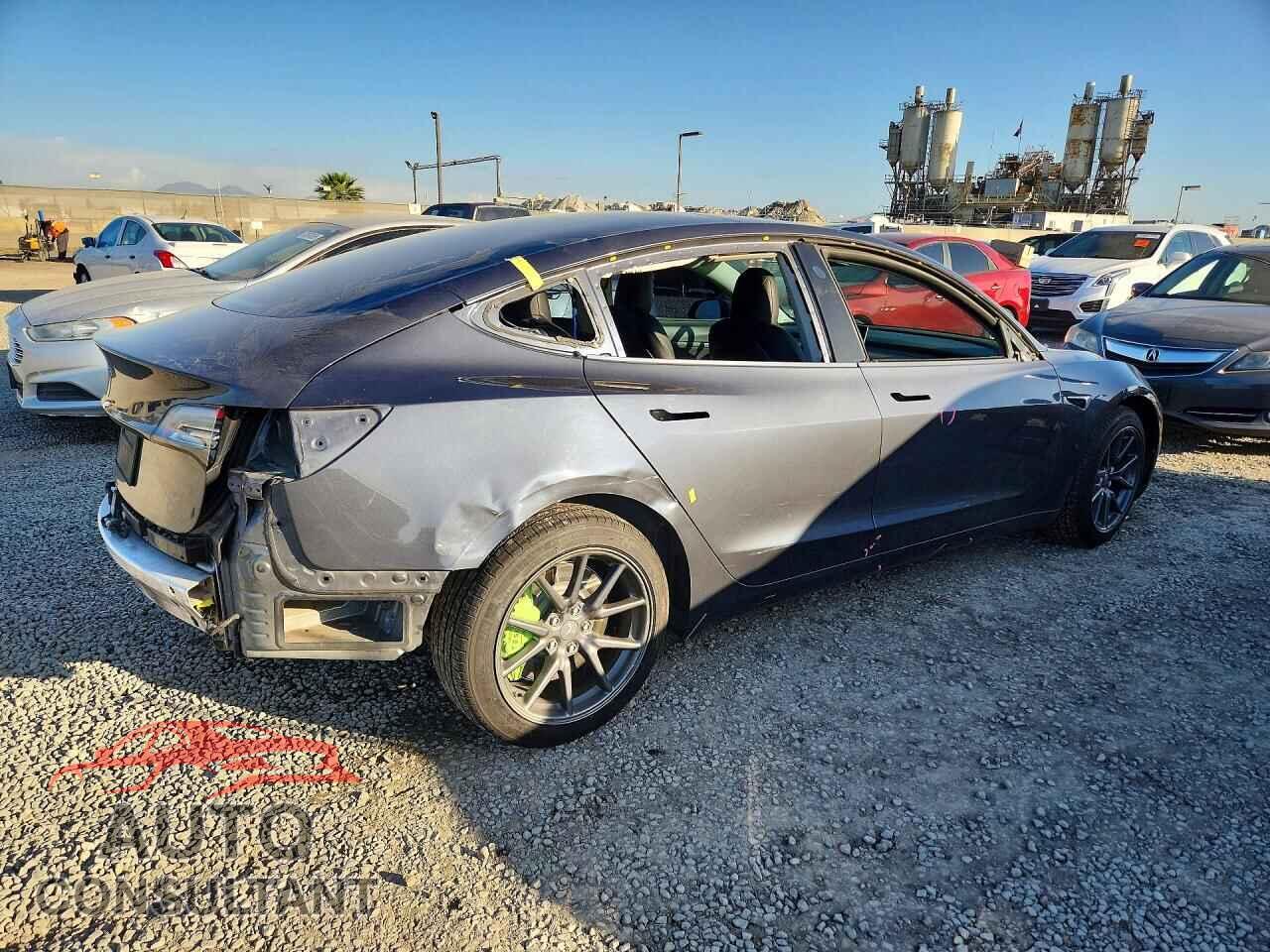 TESLA MODEL 3 2020 - 5YJ3E1EA5LF743524