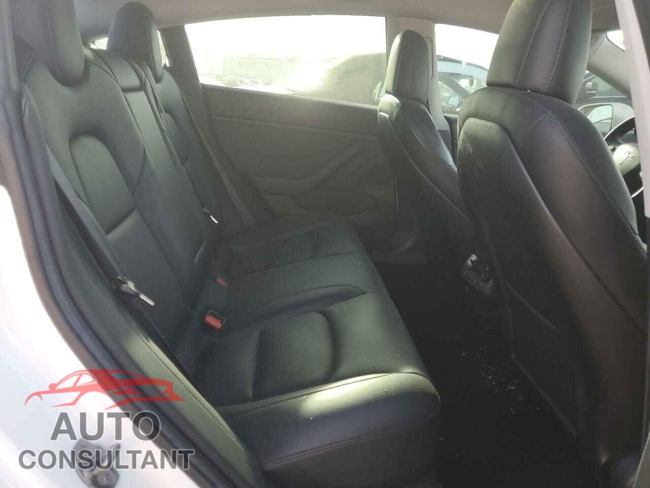 TESLA MODEL 3 2019 - 5YJ3E1EB7KF510574